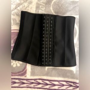 Waist Trainer